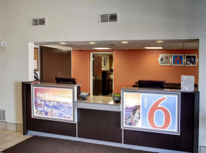 Motel 6-Ogden, UT - Riverdale