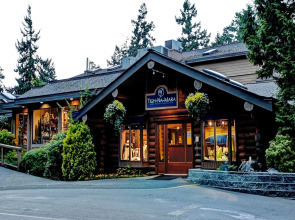 Tigh-Na-Mara Seaside Spa Resort