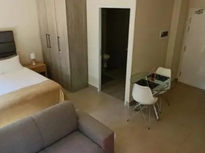Lakeside Apartments