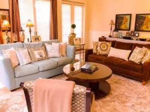 1367 Laurel Grove Home