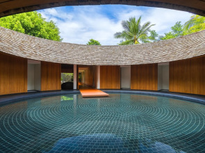 Renaissance Phuket Resort & Spa