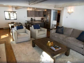 Contemporary 3 Bedroom Ski In, Ski Out Condo With Pool and Hot Tub in Snowmass Village
