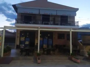 Bella Vista Apartments