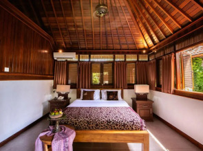 Nur Guest House by Purely