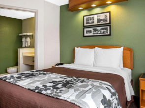 Clarion Pointe Albemarle