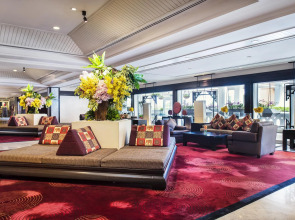 Anantara Riverside Bangkok Resort