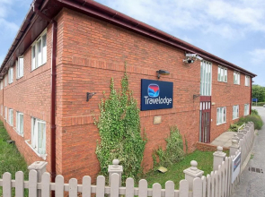 Travelodge Northampton Wootton