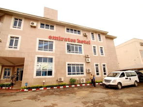 Emirates International Hotel & Suites