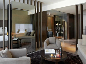 Отель The Canvas Dubai - MGallery Hotel Collection