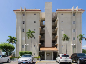 Oakland CE by Pro Homes Jamaica