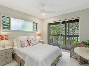 Enterprise St Prestigious Home with Breathtaking Views