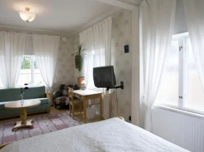 Vastra Station Hotel and B&B