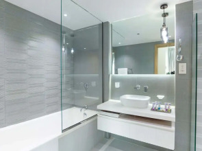 Marina View Luxury 2BR Apartment - SBL