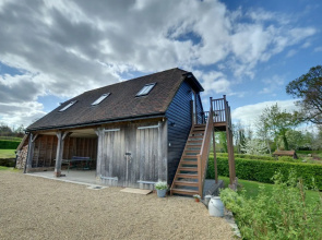 With Wonderful Views, This Could be the Most Romantic Hideaway Ever