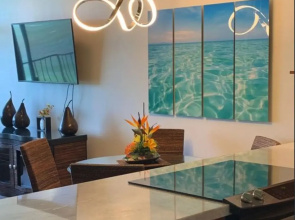 Love & Discover the Place of Your Dreams in 305