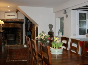 Thimbles Bed & Breakfast