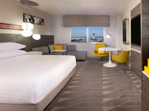 Hyatt Regency Los Angeles International Airport