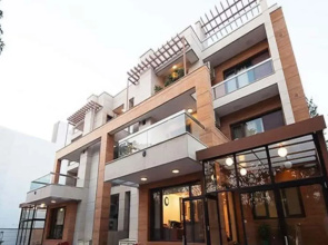 Alpina Residency