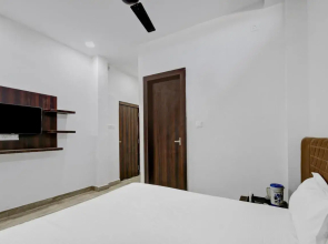 POP 80595K P2 Hotel And Resort
