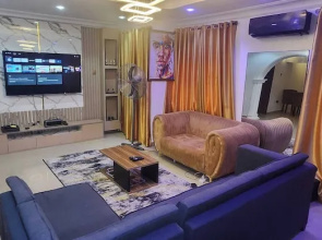 Luxurious 3-bedroom Apartment in Lagos With Pool Access