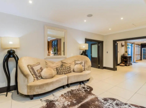 SW1 Lodge