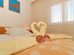 Apartments Villa Marijana - Two Bedroom Apartment With Terrace and Sea View