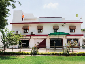 Collection O 44381 Resova Club