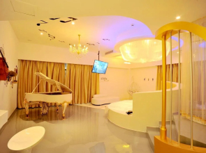 Jiaxing Yilian City Art Hotel