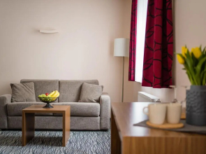 Point Hotel Apartments & Rooms