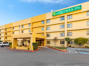 La Quinta Inn & Suites by Wyndham El Paso East