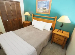 Apex Mountain Inn Suite 409-410 Condo