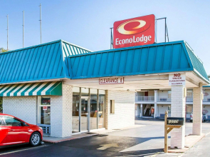 Econo Lodge McDonough South