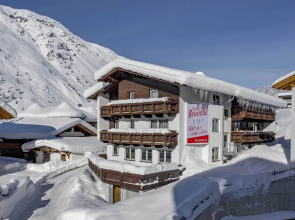 Hotel Alpenblume