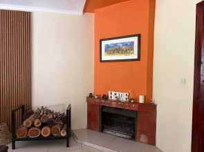 Budget Double Room Mt Pleasant Heights - 2379