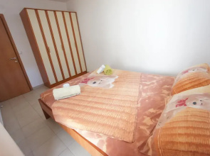 Petrovac Bay Apartments