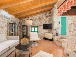 Stunning Home in Kukci With Jacuzzi, Wifi and 1 Bedrooms