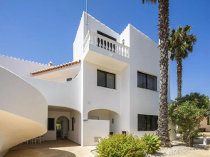 Villa Carvoeiro Grande - amazing Villa for up to 40 guests perfect for groups of friends and famili