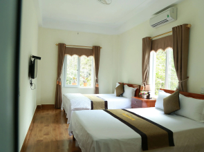 Gold Plus Hotel