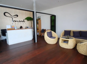 Tonsak Resort
