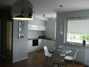 IRS ROYAL APARTMENTS - IRS Aviator