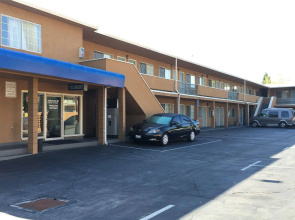 American Inn Ontario