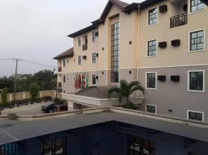 GrandVenice Hotel and Suites