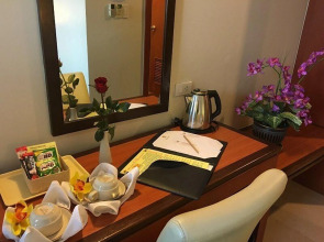 Hadyai Golden Crown Hotel