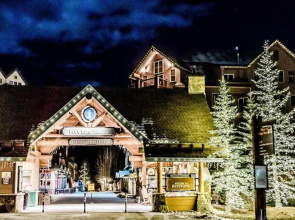 Dakota Lodge by Summit County Mountain Retreats