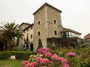Akla Hotel Palacio Torre de Ruesga