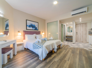 Bio Suites Hotel