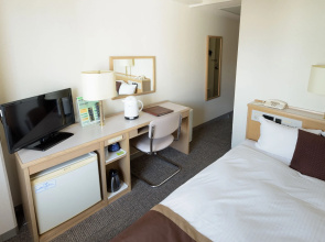 Shin Osaka Sunny Stone Hotel