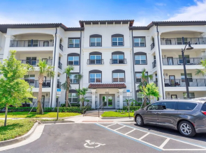 4012 Breakview Drive #210