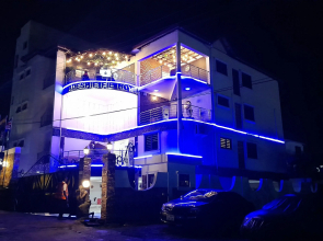 Adeshie Fie Hotel