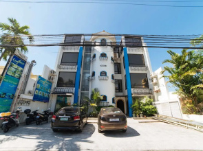 Bless Amare Boutique Hotel by RedDoorz